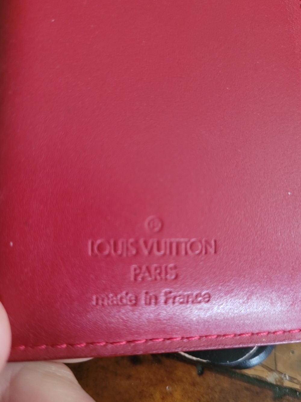Louis Vuitton Red Vernis Compact Wallet - Picture 9 of 9